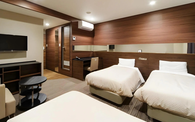 Osaka Fujiya Hotel