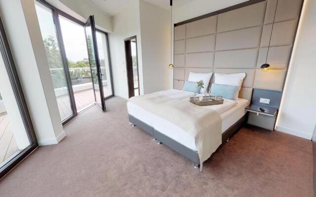 White Pearl Apartment 4.50