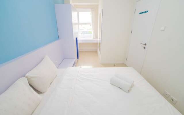 Cozy Apartment at Parahyangan Residence with Direct Access to Swimming Pool