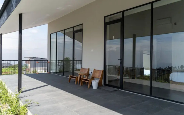 Greenhill Mountain City View 8BR Villa Heated Pool