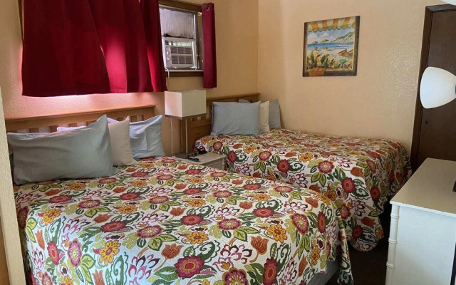 Holiday Court 07 - Osprey