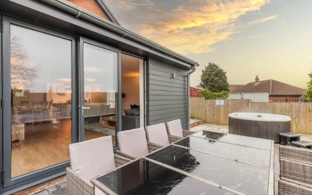 Crimond House - Norfolk Holiday Properties