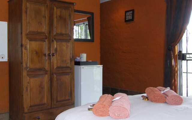 Lukafrica Riverside Chalets & Safaris