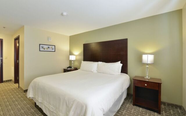 HolmeSuites Columbus Airport/DLA