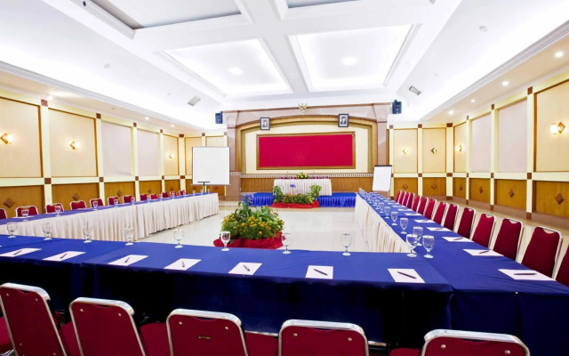 Hotel Sibayak Internasional Berastagi