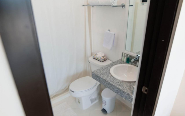 Hotel & Suites Yuca Ville