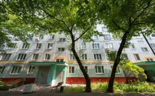 Apartments on Rossoshanskaya street