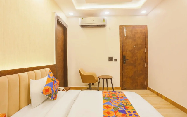 Fabhotel Sugar Inn