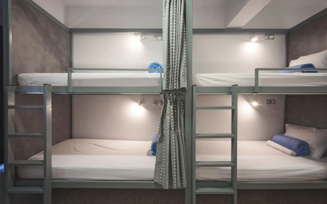 Bedbox Hostel