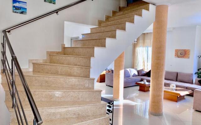 Mediterranean Luxury Villa