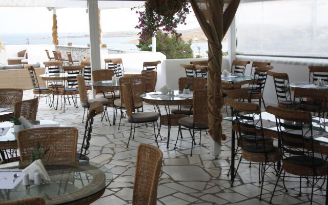 Paros Palace