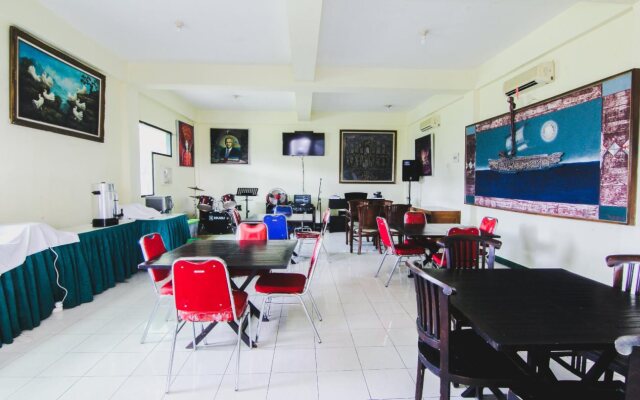 Hotel Bandara Asri RedPartner