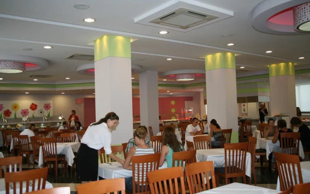 Sun Palace Resort & Spa - All Inclusive