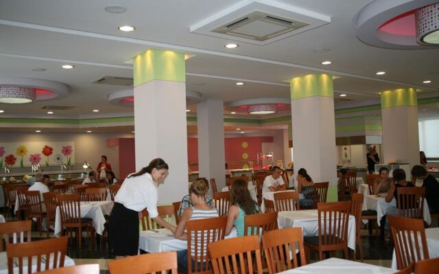 Sun Palace Hotel Resort & Spa