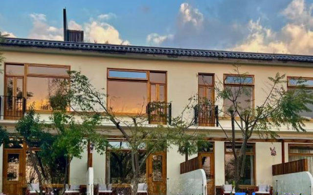 Purity Villa.Coastal Tranquility Boutique Accommodation (Dali Xizhou Town Erhai Store)