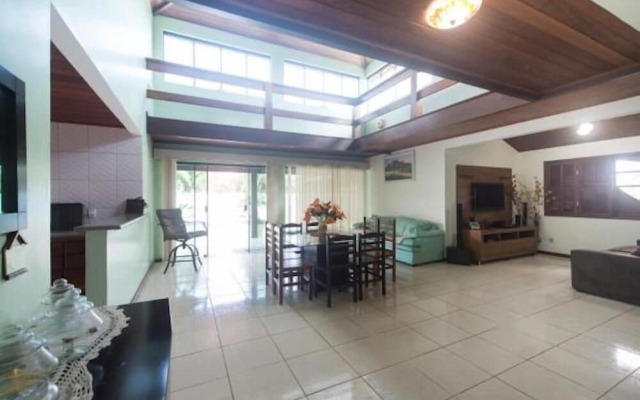 Casa Condomínio Caravelas