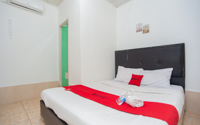 Reddoorz Syariah Jalan Wayhitam Palembang