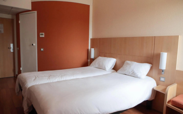 Ibis Albert Pays de Somme