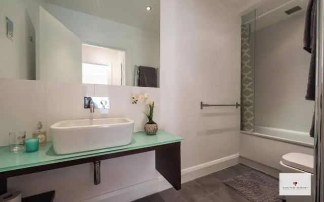 Westbourne Terrace Apartment in London Paddington