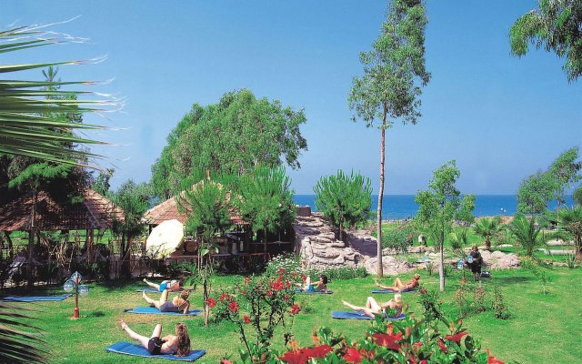 M.C Mahberi Beach Hotel – All Inclusive