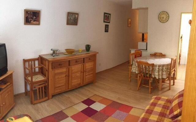 Appartement Enchastrayes, 1 pièce, 4 personnes - FR-1-165A-31