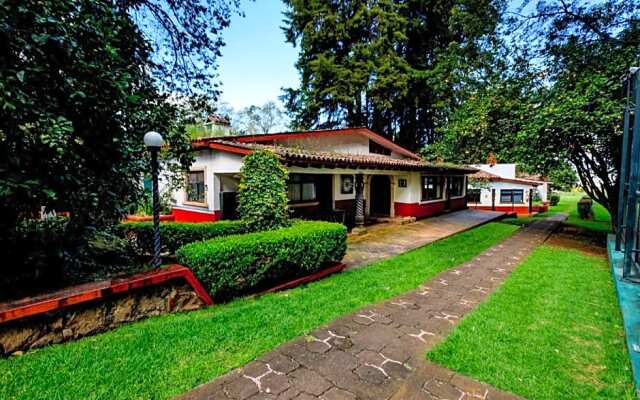 Lago Sol & Suites