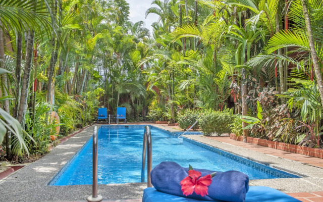 Hotel Villas Lirio