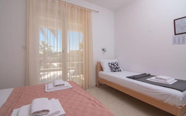 Seagull Apartments & Studios