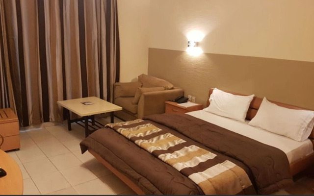 Royal Residence Guest House