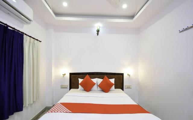 OYO 10704 Hotel Lake Haveli