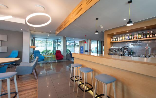 Holiday Inn Express Lisbon Airport by IHG
