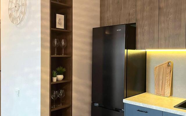 SunSet (СанСет) на улице Героя Советского Союза Аристархова