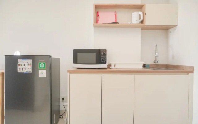 Good And Comfy 1Br (No Kitchen) At Citra Living Apartment