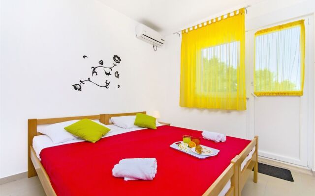 Apartments Pava