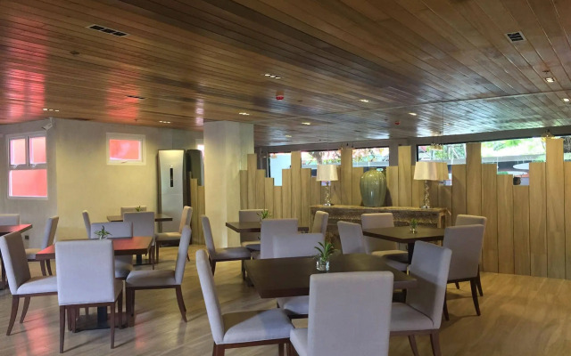 Cebu Uncle Tom's Cabin Hotel powered by Cocotel