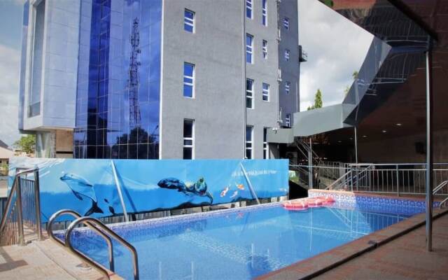 Bronx Suite by Jaynice Homes Lekki