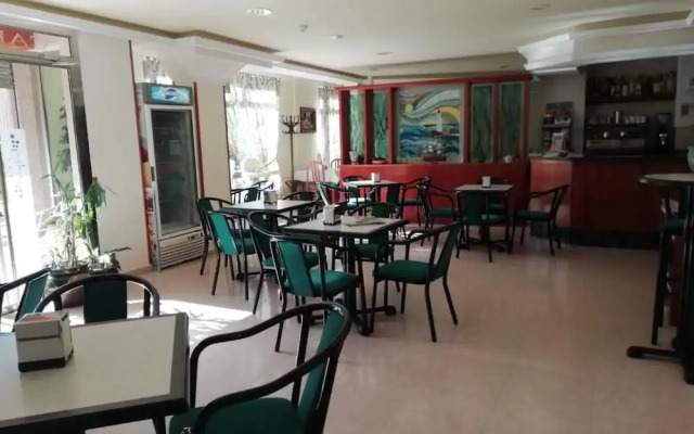 Hotel Cabo Festiñanza