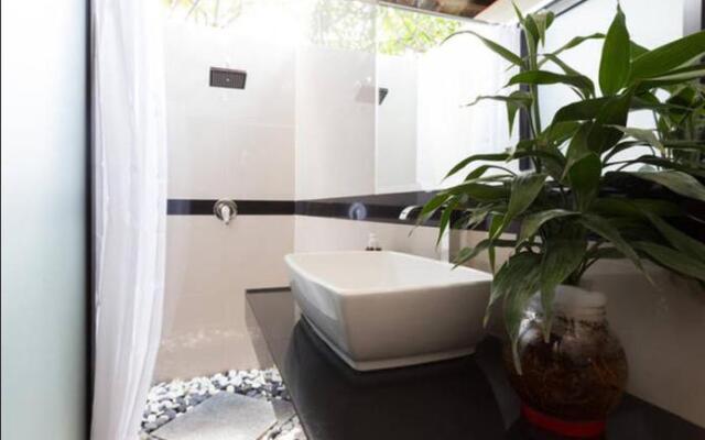 Dana Guesthouse Bali