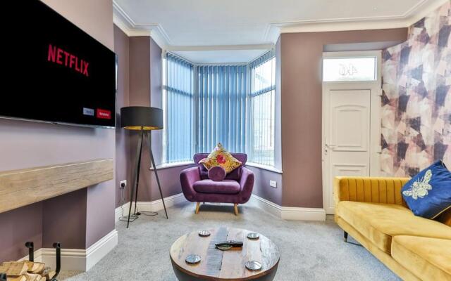 Luxury Spacious Pad with Games Room