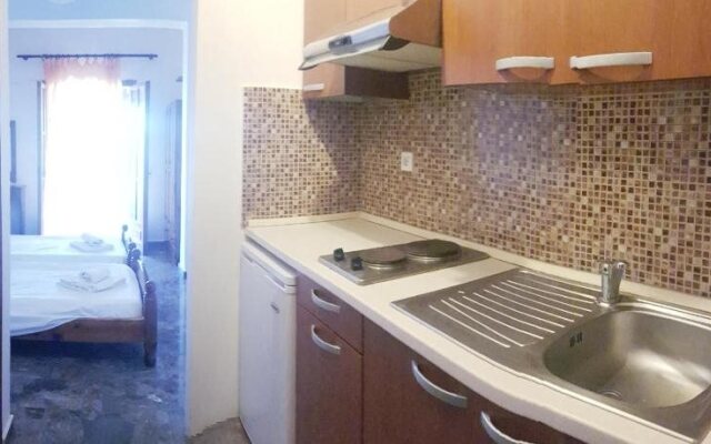 Arianna Apartments