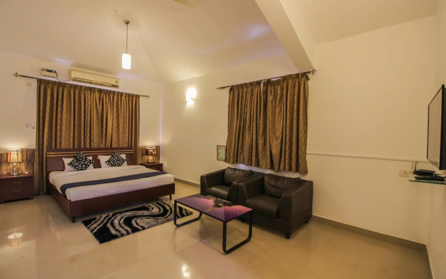 OYO Home 10748 Modern 1BHK Villa Sangolda