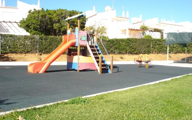 Vila Senhora da Rocha