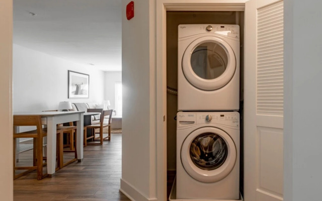 Mint House Alexandria - Old Town