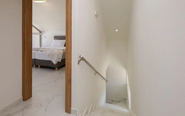 Theo Luxury Villas With Sea View