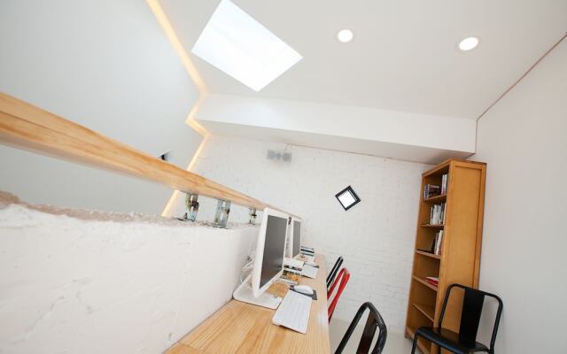 Mir Guesthouse - Hostel