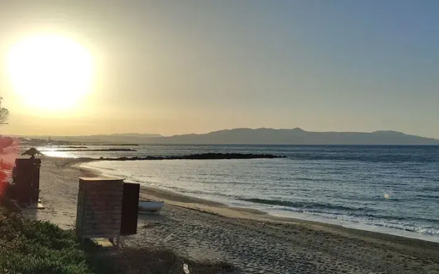 Litinas Beachfront Apartment