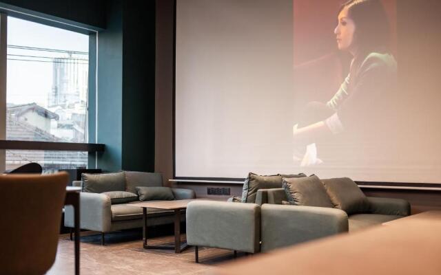 Dayin International Youth Hostel (Shanghai Nanjing East Road;People's Square;The Bund Branch)