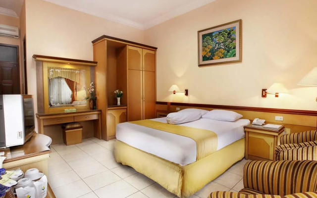 Ning Tidar Hotel – Guest Rooms – Mertoyudan
