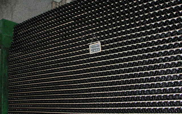 Spacious Apartment in Monticelli Brusati with Pool