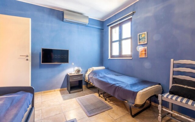 Awesome Home in Marusici With Wifi and 1 Bedrooms